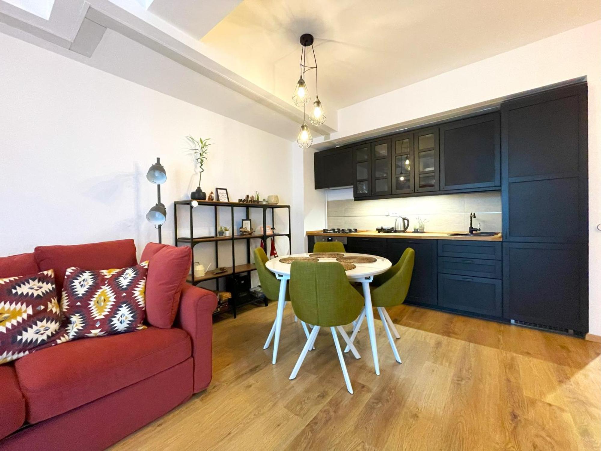 Forest Oasis Studio - Free Netflix And Disney Plus Predeal Exterior foto